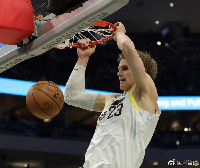 川蜀鲸鲨队鏖战闽南黑豹队，UFC大师赛击败，替补奇兵立功。轮换效果显现-九游娱乐网页入口